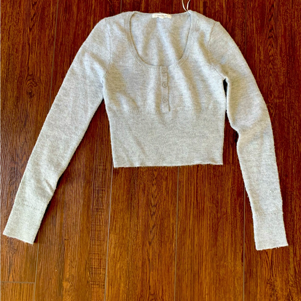 Grey cropped sweater